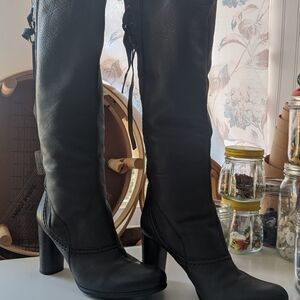 Vic Matiē black leather boot